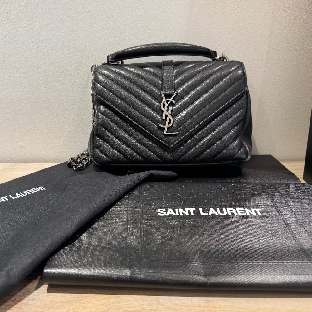 Saint Laurent YSL - College Medium Bag in Quilted Black Leather-excellent